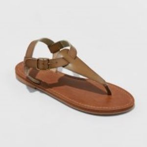 Universal Thread Women’s Lady Toe Thong Sandal